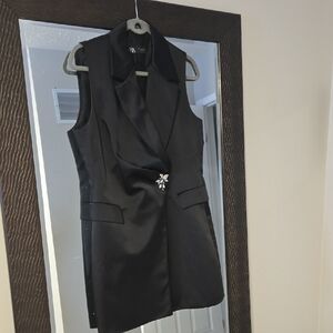 Zara Black Sleeveless Blazer DRESS with Embellishment